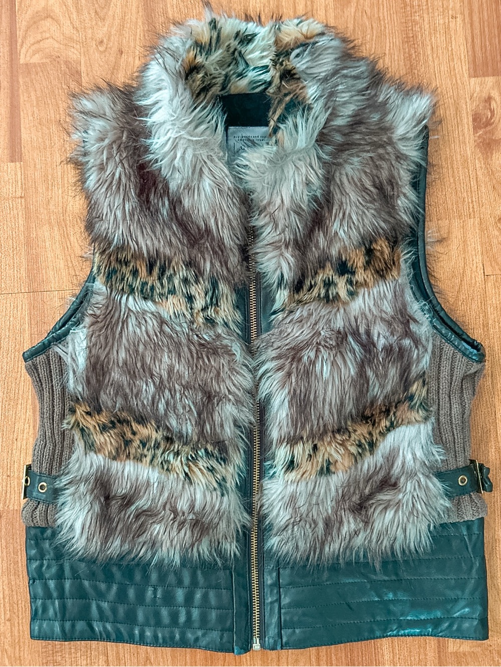 Y2K Faux Fur Vest Women’s Knit Trim Street Style Guess Size Medium Animal Print